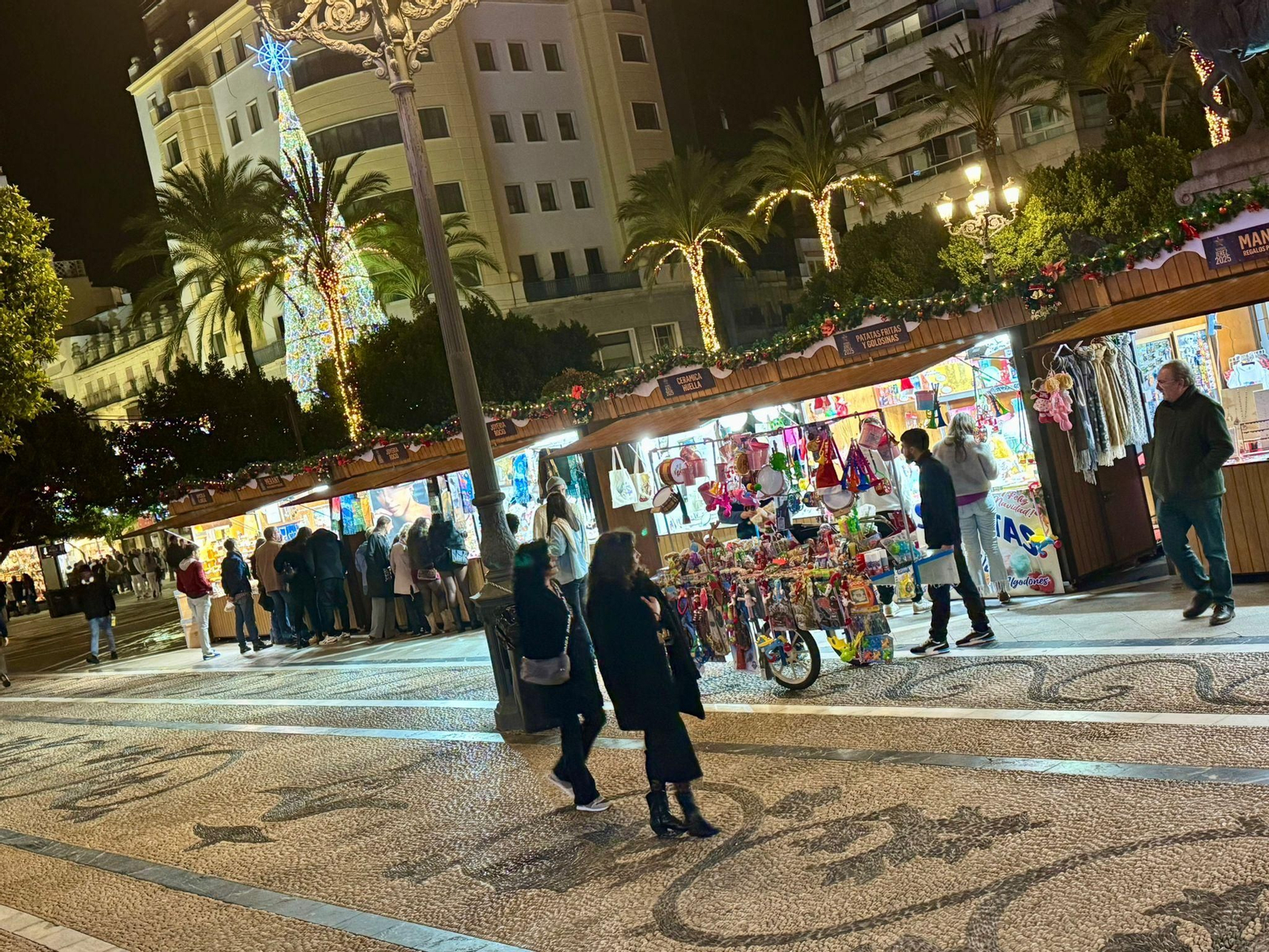 Mercado Navideño en la Plaza del Arenal, Jerez. ````.jpeg
