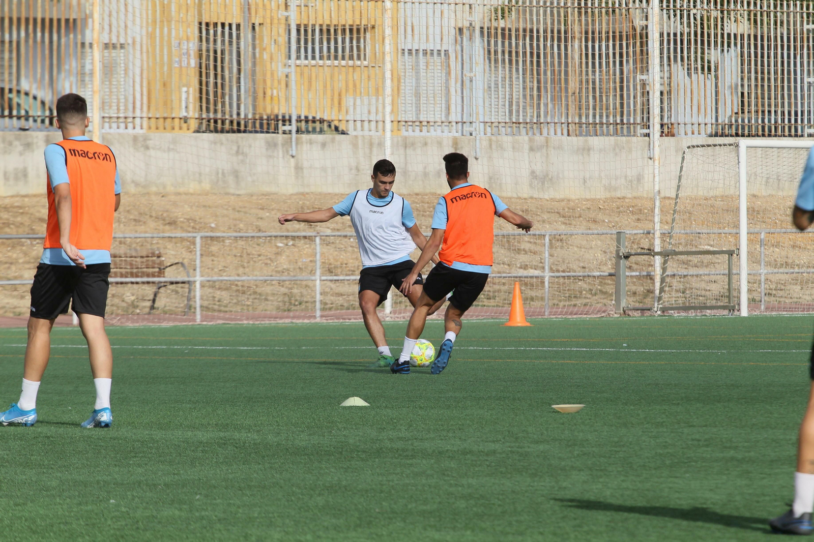 Edu Brenes se ha hecho con un puesto en el once titular del Xerez CD.