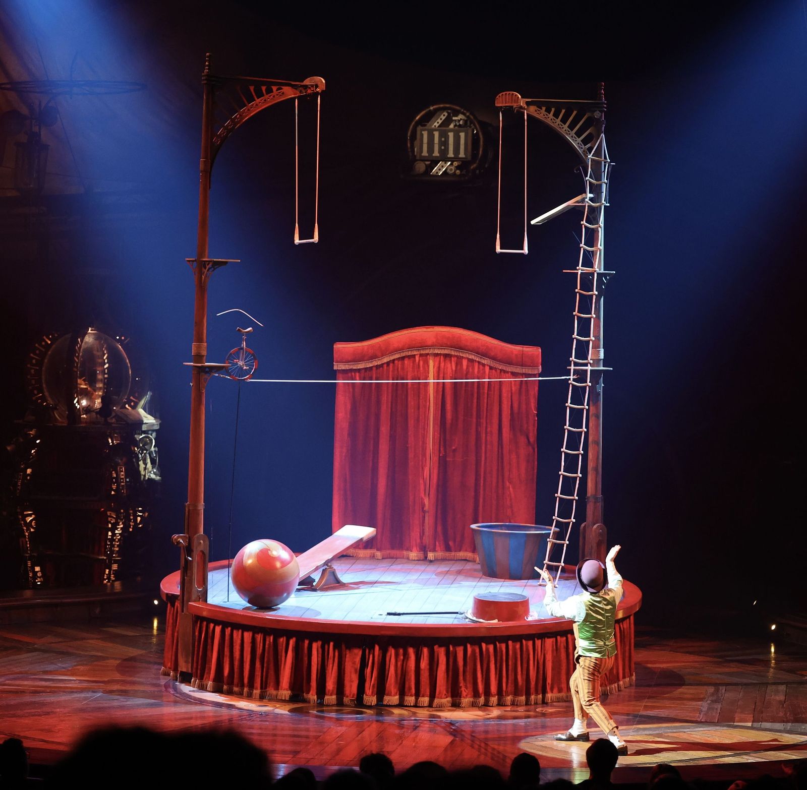 'Kurios: Gabinete de Curiosidades' en Sevilla: fotos del espectáculo