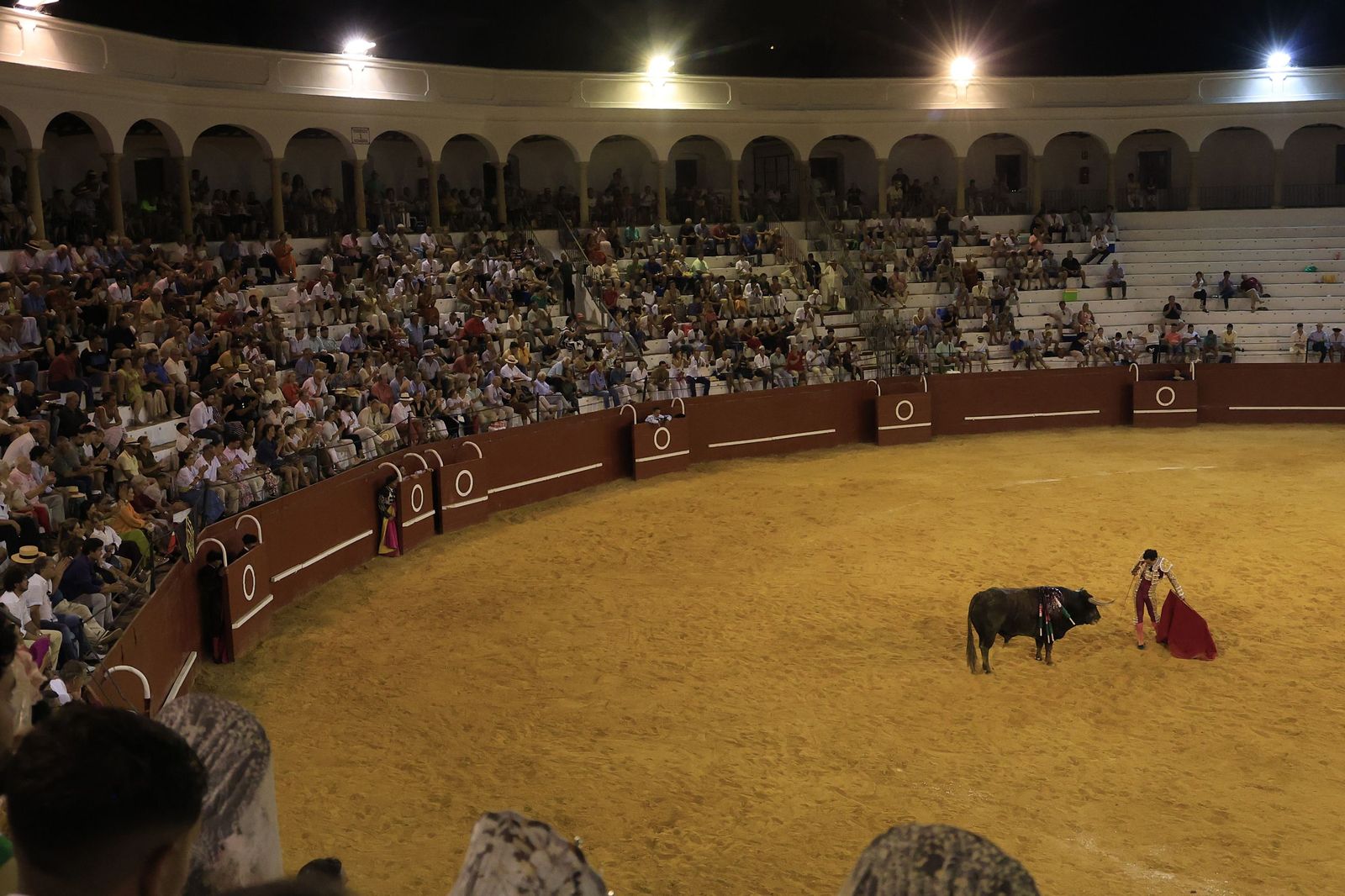 Fotos de la corrida de toros de la Feria de San Roque con David Galván, Román y Joaquín Galdós
