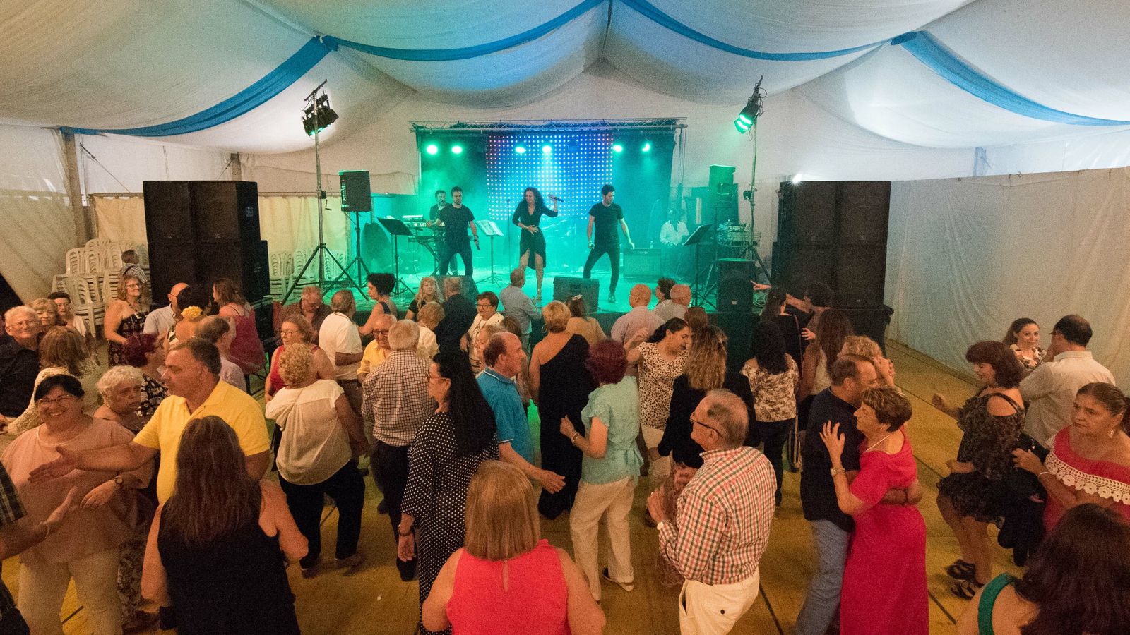 Viernes de Feria de la Línea en imagenes