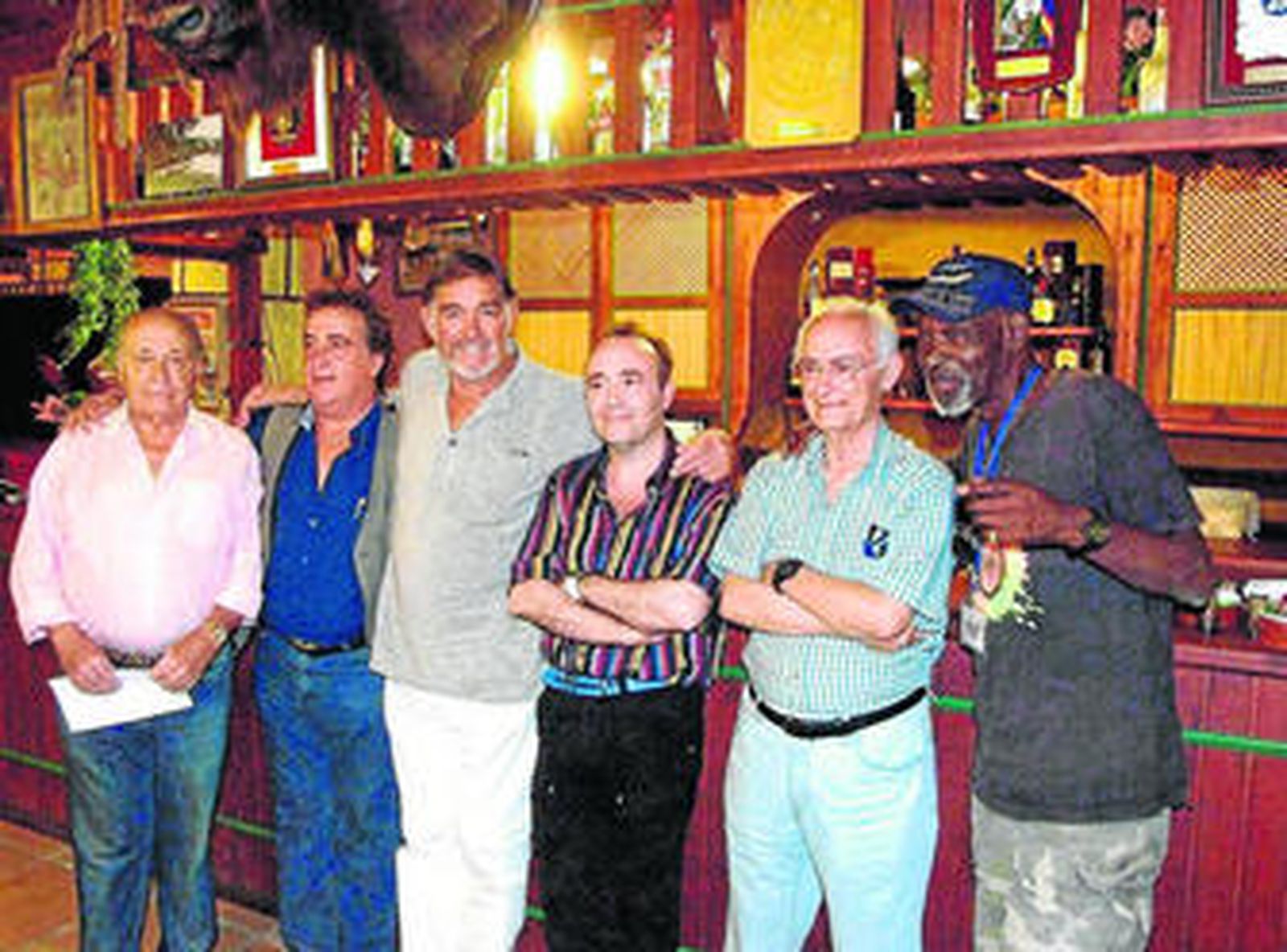 El jurado del Festival compuesto por Fabio Testi, Carlos Aguilar, Eugenio Martín y Al Matthews.