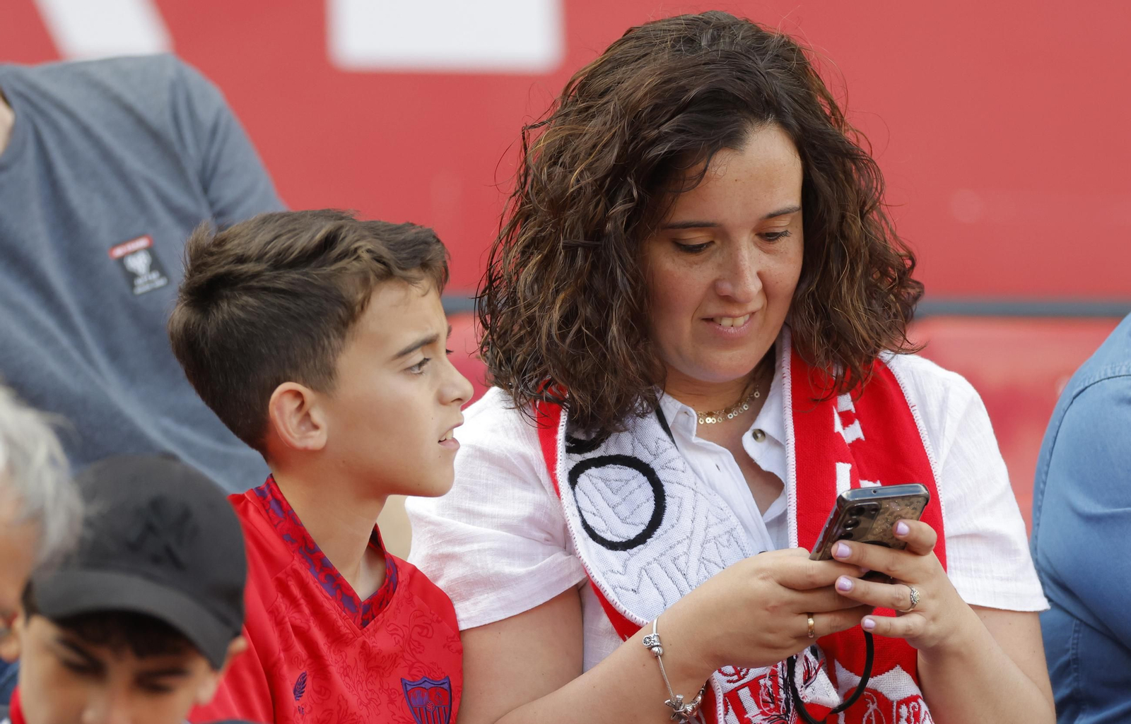 Búscate en las fotos del Sevilla FC - Alavés