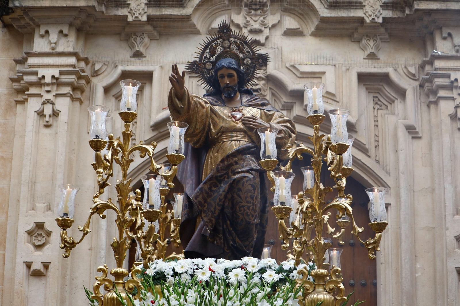La procesión del Sagrado Corazón de Jesús en Córdoba, en imágenes