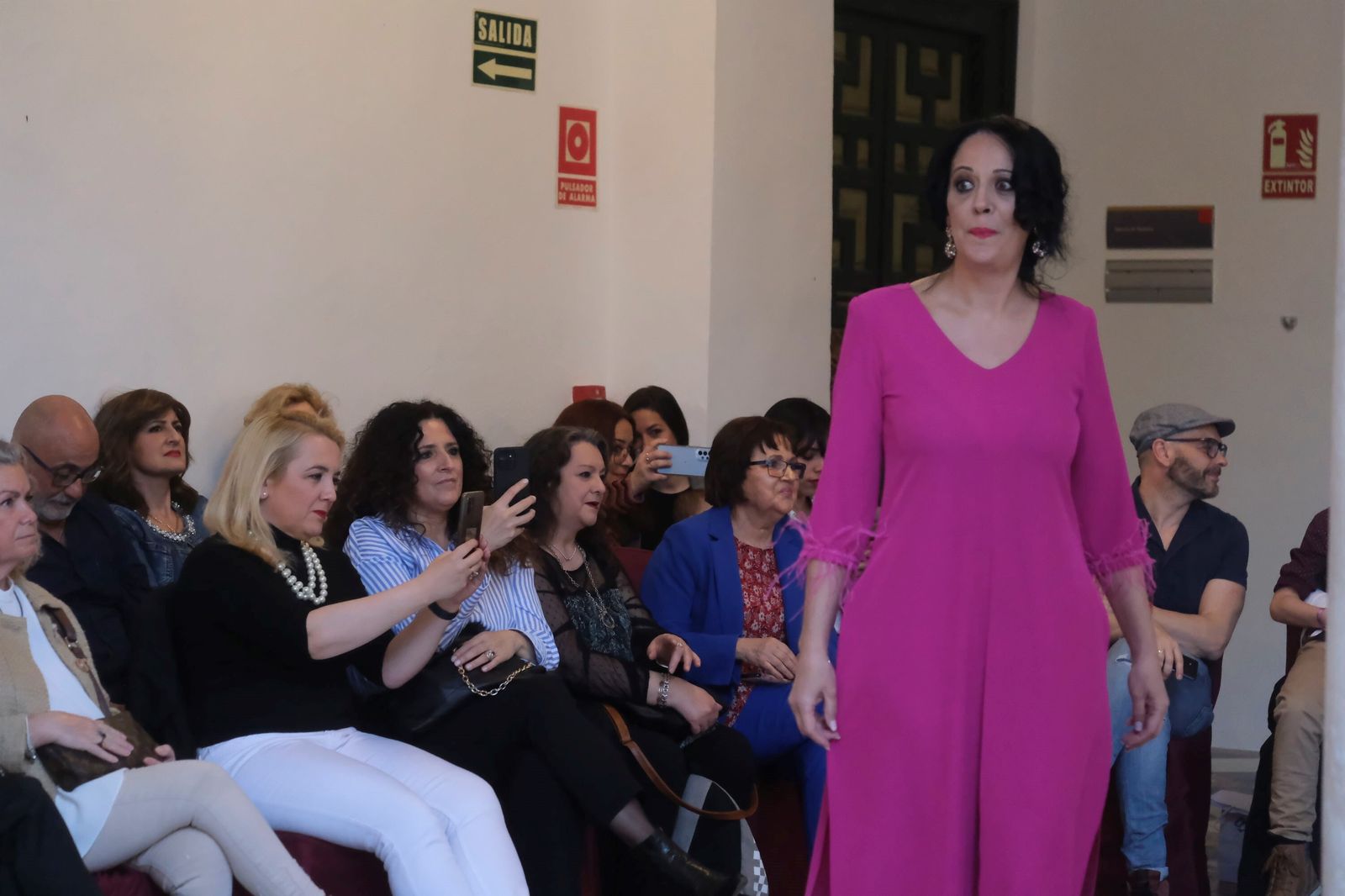 El desfile benéfico de la Asociación Alzheimer Córdoba 2023, en imágenes