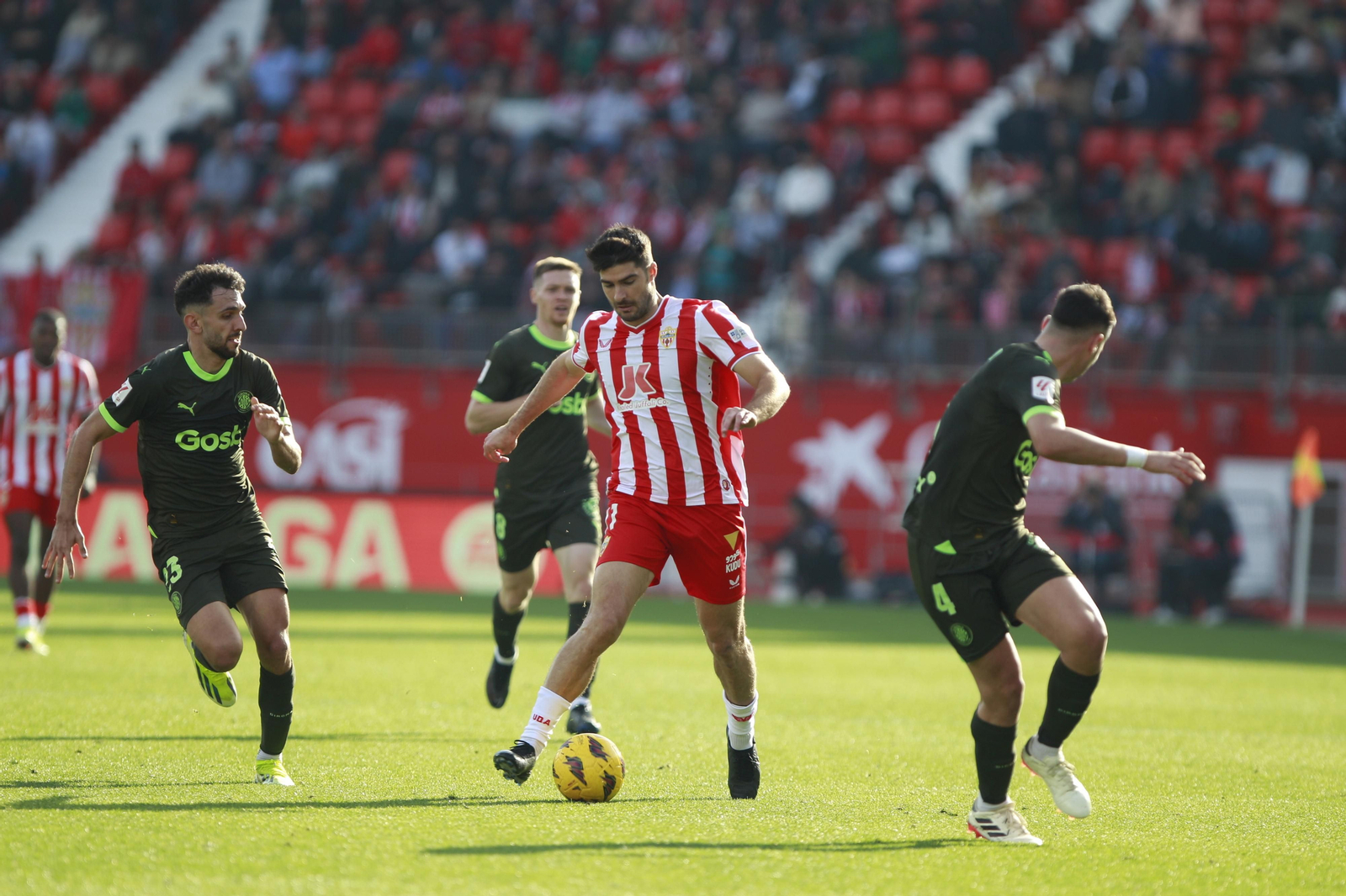 Las mejores imágenes del partido de fútbol U.D. Almería-Girona F.C.