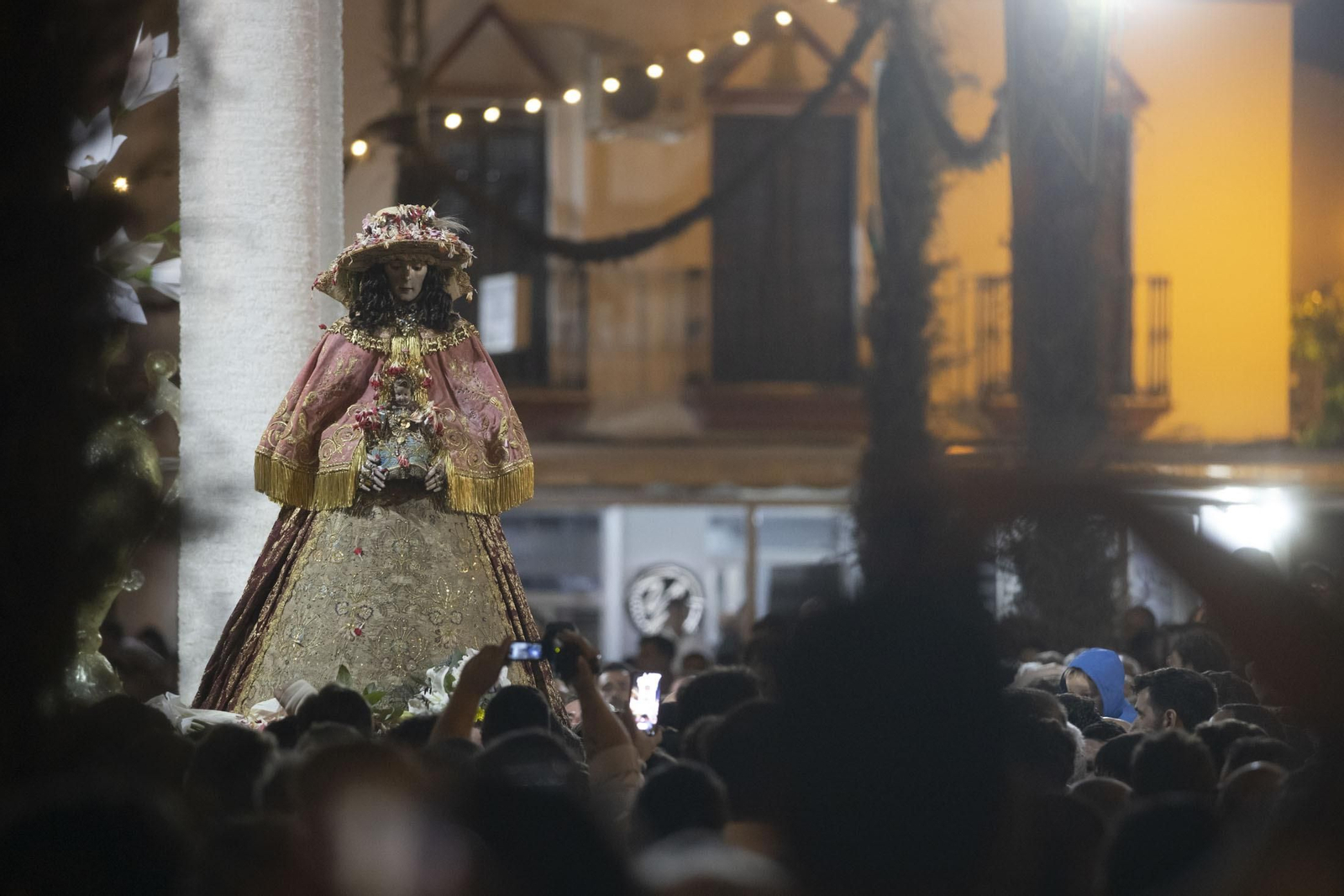 Imágenes del traslado de la Virgen del Rocío de Almonte hasta El Chaparral
