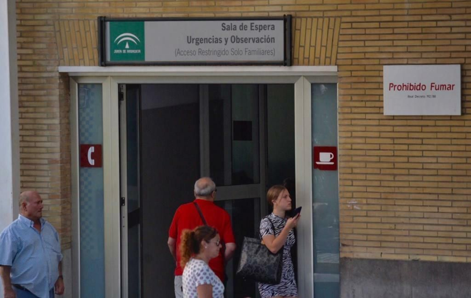 Sala de espera de Urgencias del Virgen del Rocío.