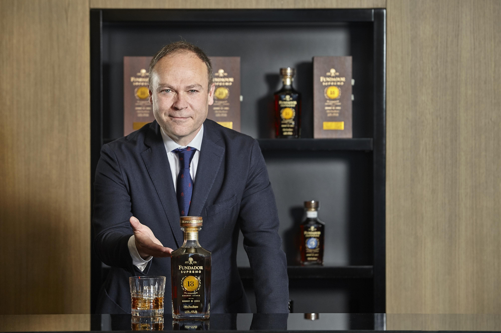 Ángel Piña, Global Chief Commercial & Marketing Officer de Emperador Distillers.