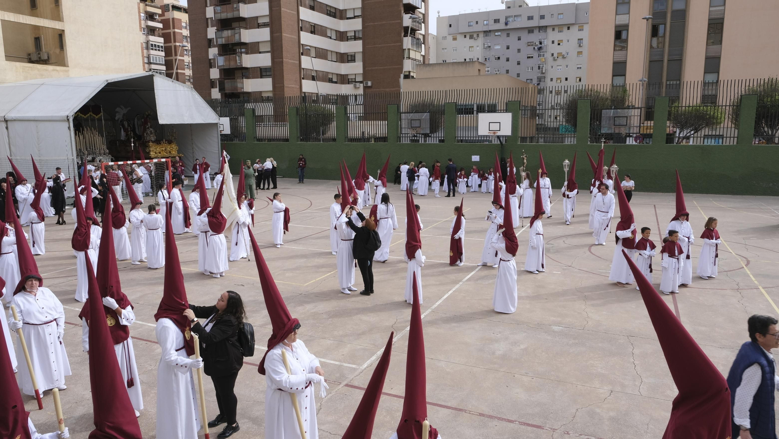 La procesión de Coronación en Almería, en imágenes