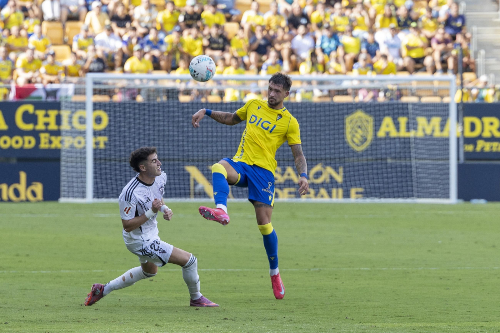 Búscate en las imágenes del Cádiz CF-Albacete