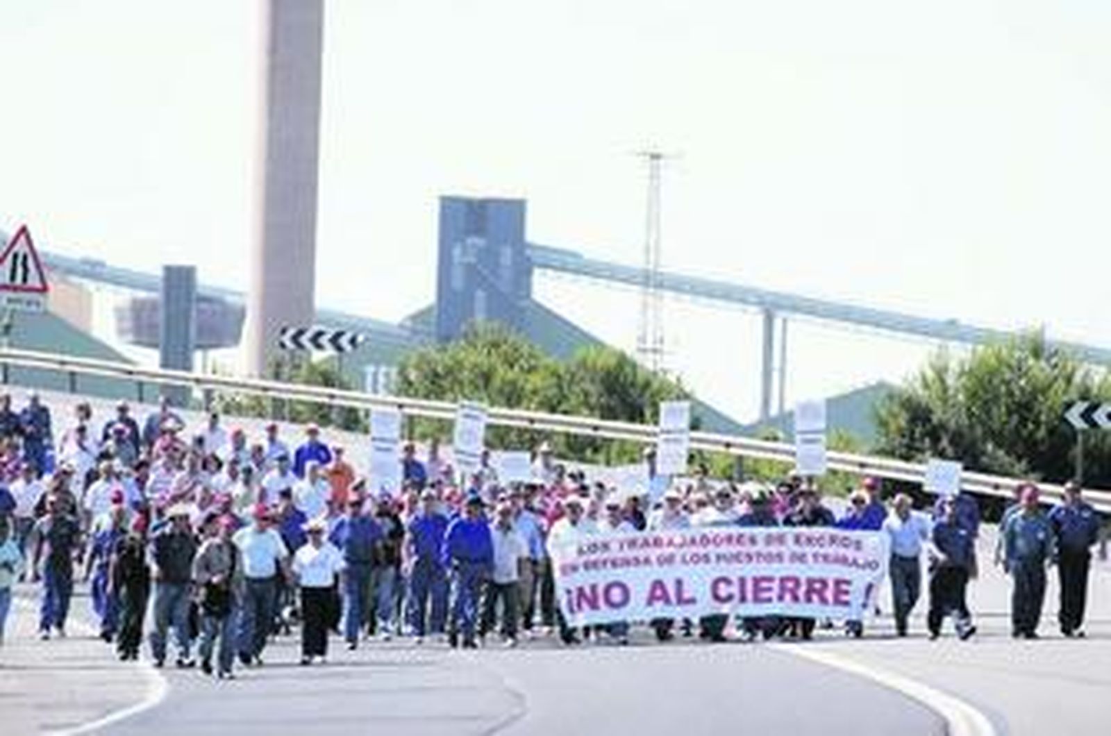 Los trabajadores, en una de las manifestaciones que han realizado para protestar por el plan de regulación.