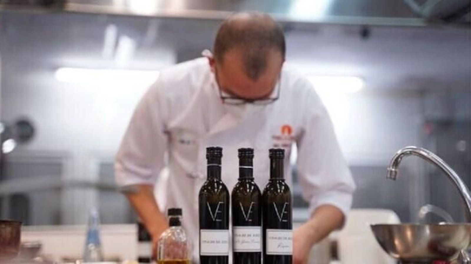 Uno de las finalistas en la última edición de Cocina con Esencia, el concurso gastronómico del Vinagre de Jerez.. Uno de las finalistas en la última edición de Cocina con Esencia, el concurso gastronómico del Vinagre de Jerez..