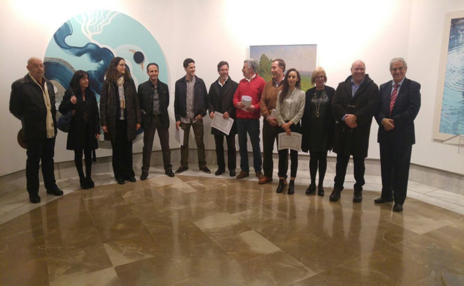 Los premiados y el jurado del Concurso de pintura AguaGranada del año pasado.