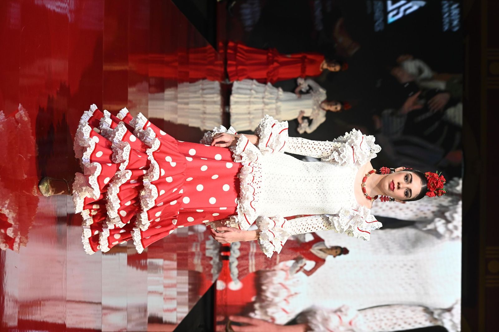 Huelva Flamenca 2026: Desfile de Raquel Muñoz