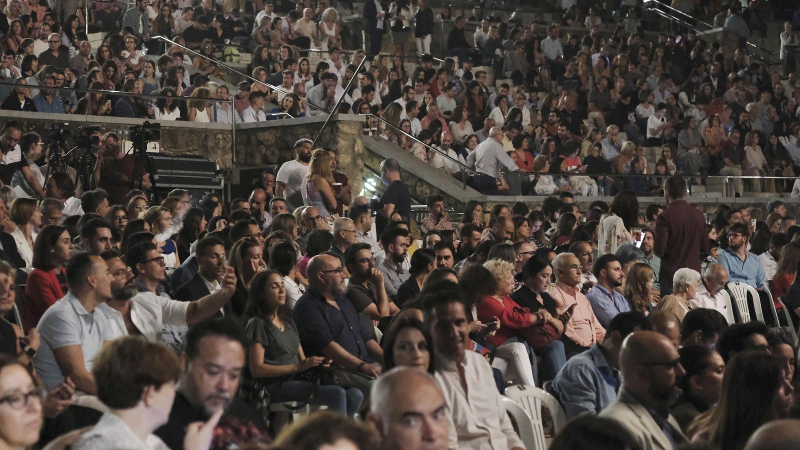 Aforo en el concierto de Ludovico Einaudi en el Teatro de la Axerquía.