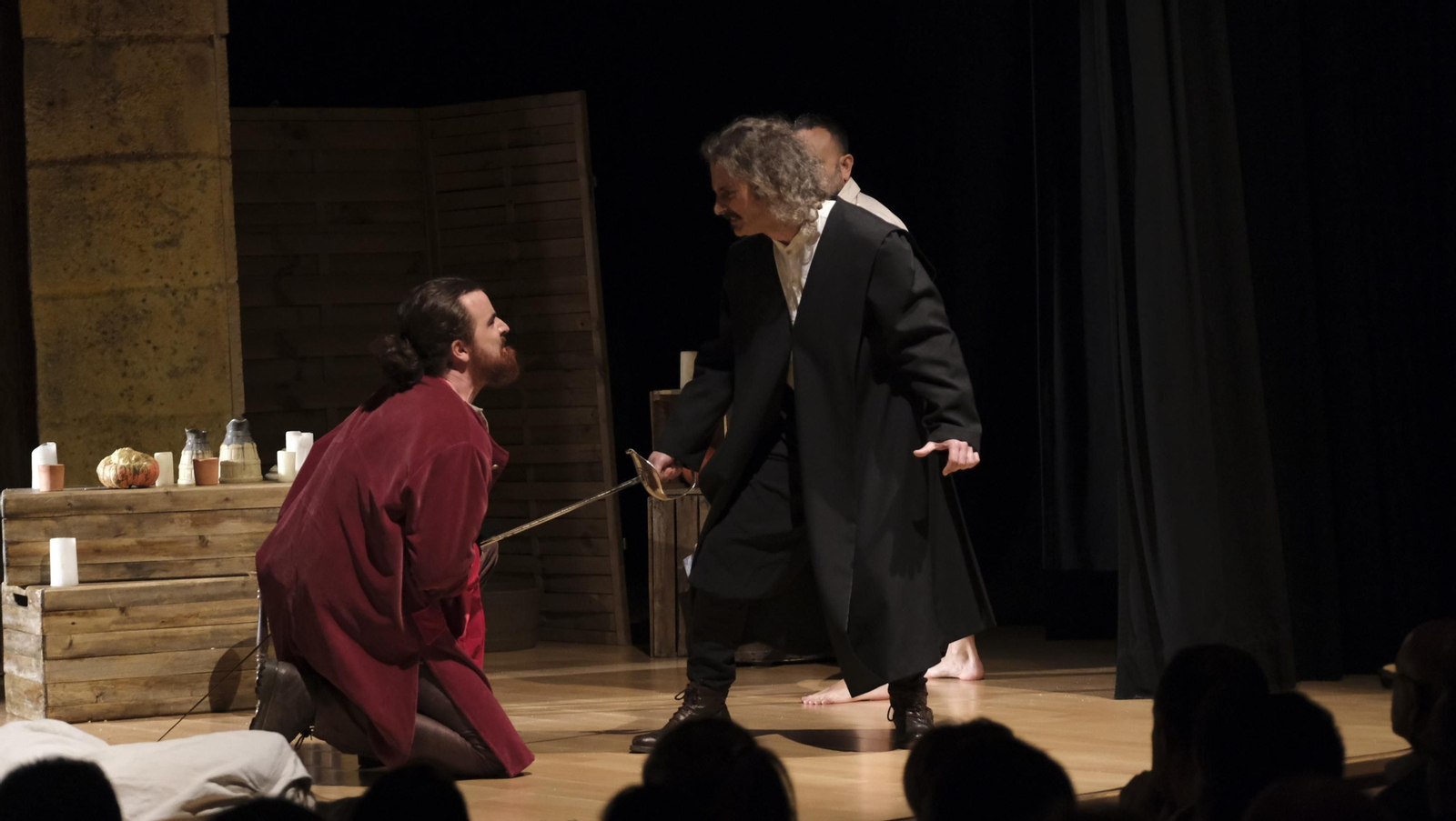 Imágenes de El Diario de los Libros, con Amós Milton