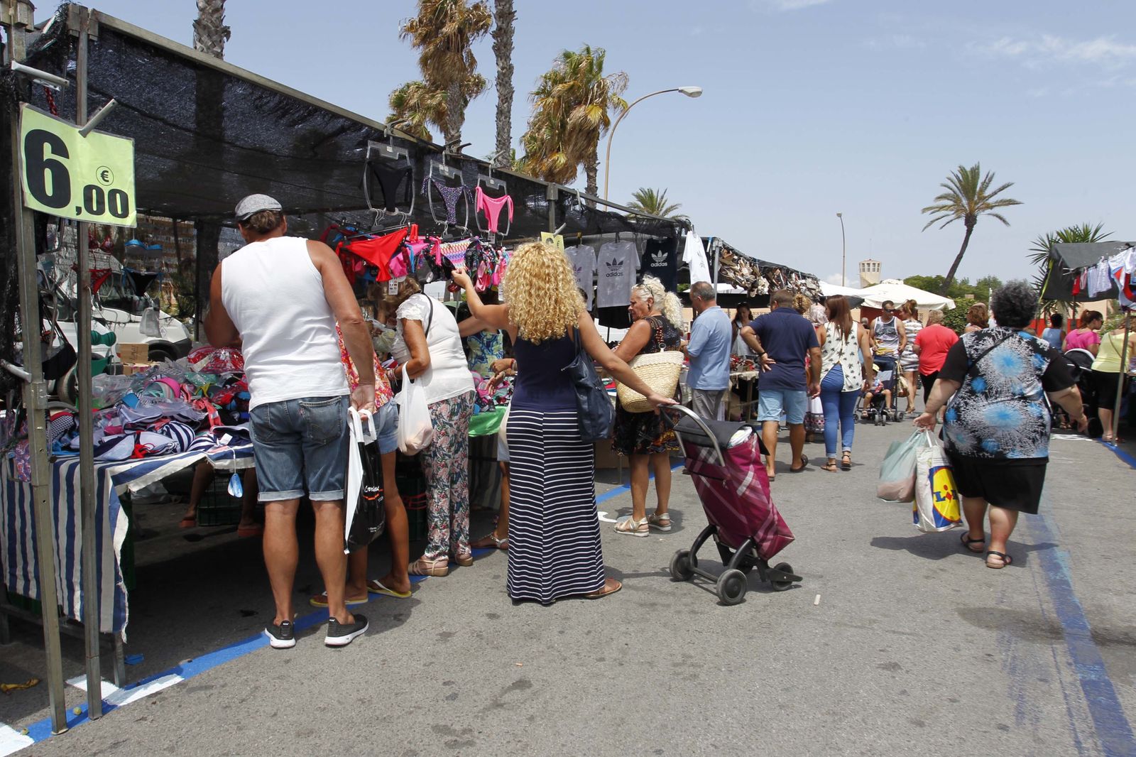 El mercadillo de La Línea, antes de la pandemia.