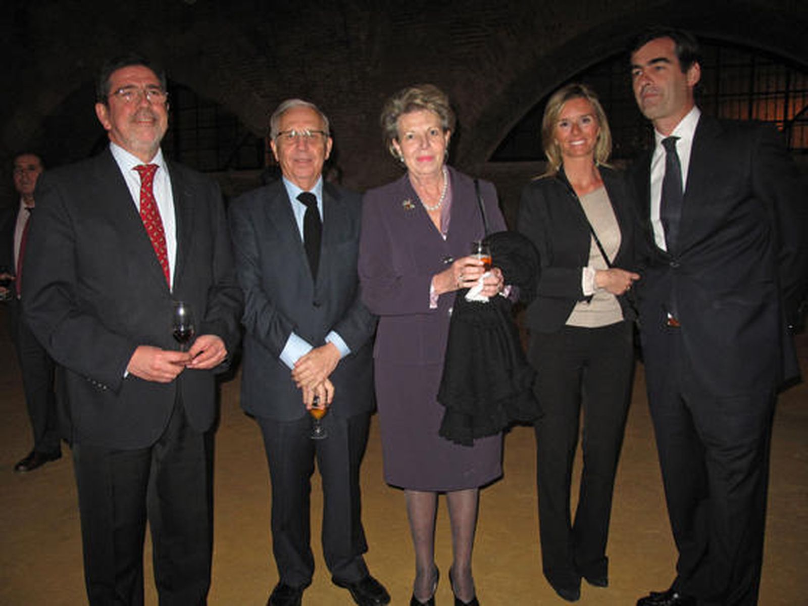 Juan Llimona, presidente de Dopp Consultores; José Luis Ballester, del Consejo Editorial del Grupo Joly; María Teresa García-Izquierdo, Ana Ordóñez y Manuel Fernández Candau, director de UBS Bank. / Victoria Ramírez