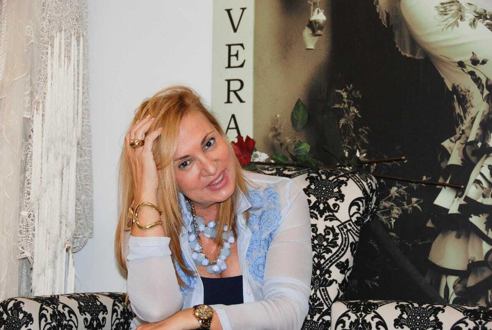 Ángeles Verano en su 'atelier' de la cuesta del Rosario, en Sevilla.