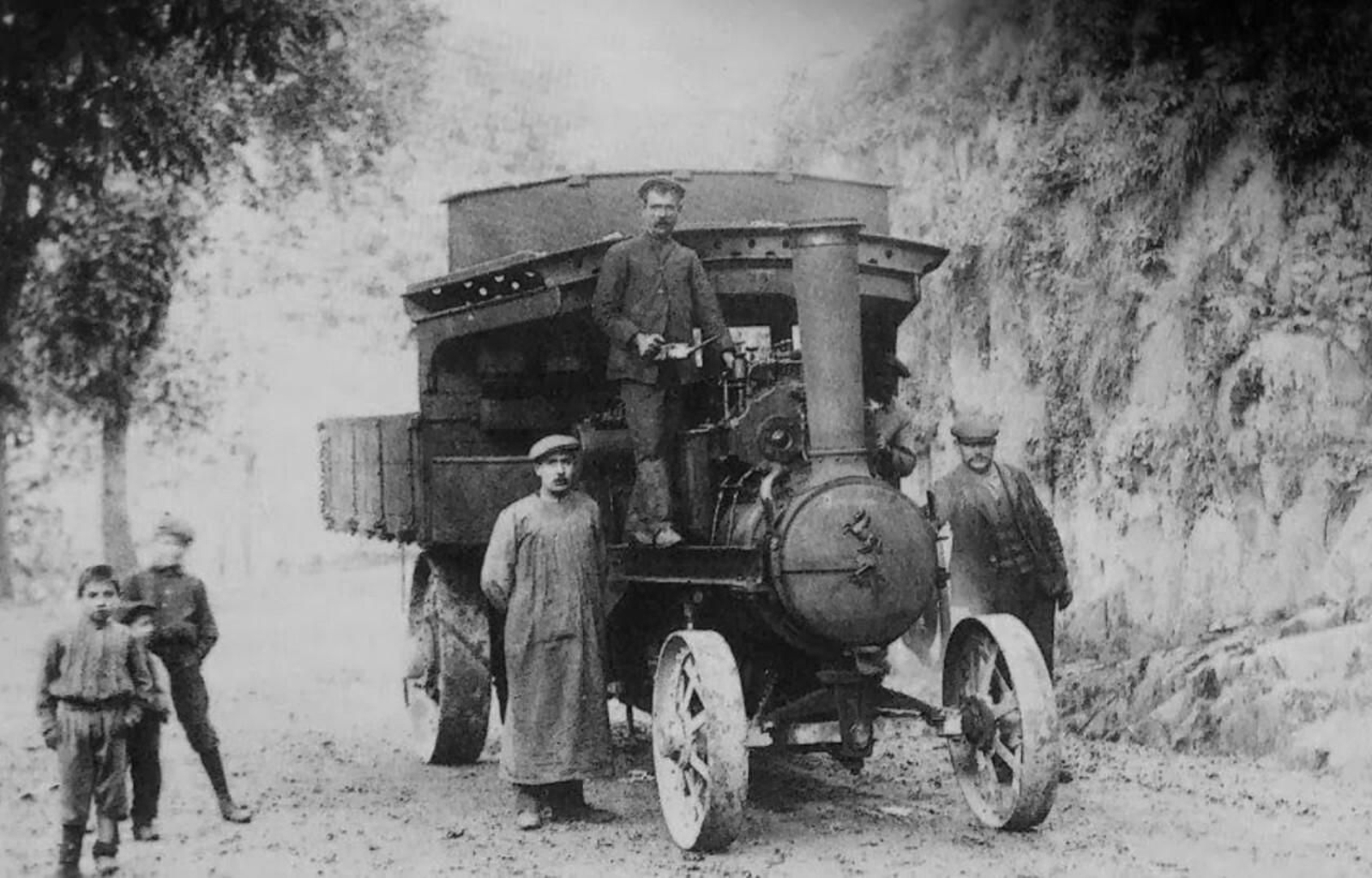 PITA MÁS QUE ANDA, el locomóvil en Almería