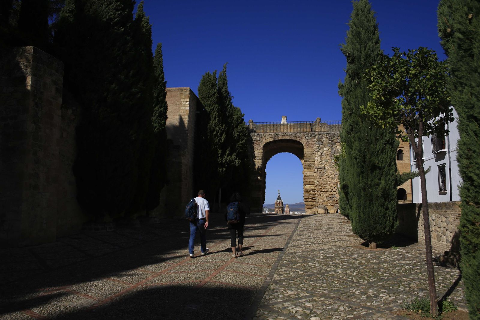 Así vive la comarca de Antequera su primer día de confinamiento perimetral, en fotos