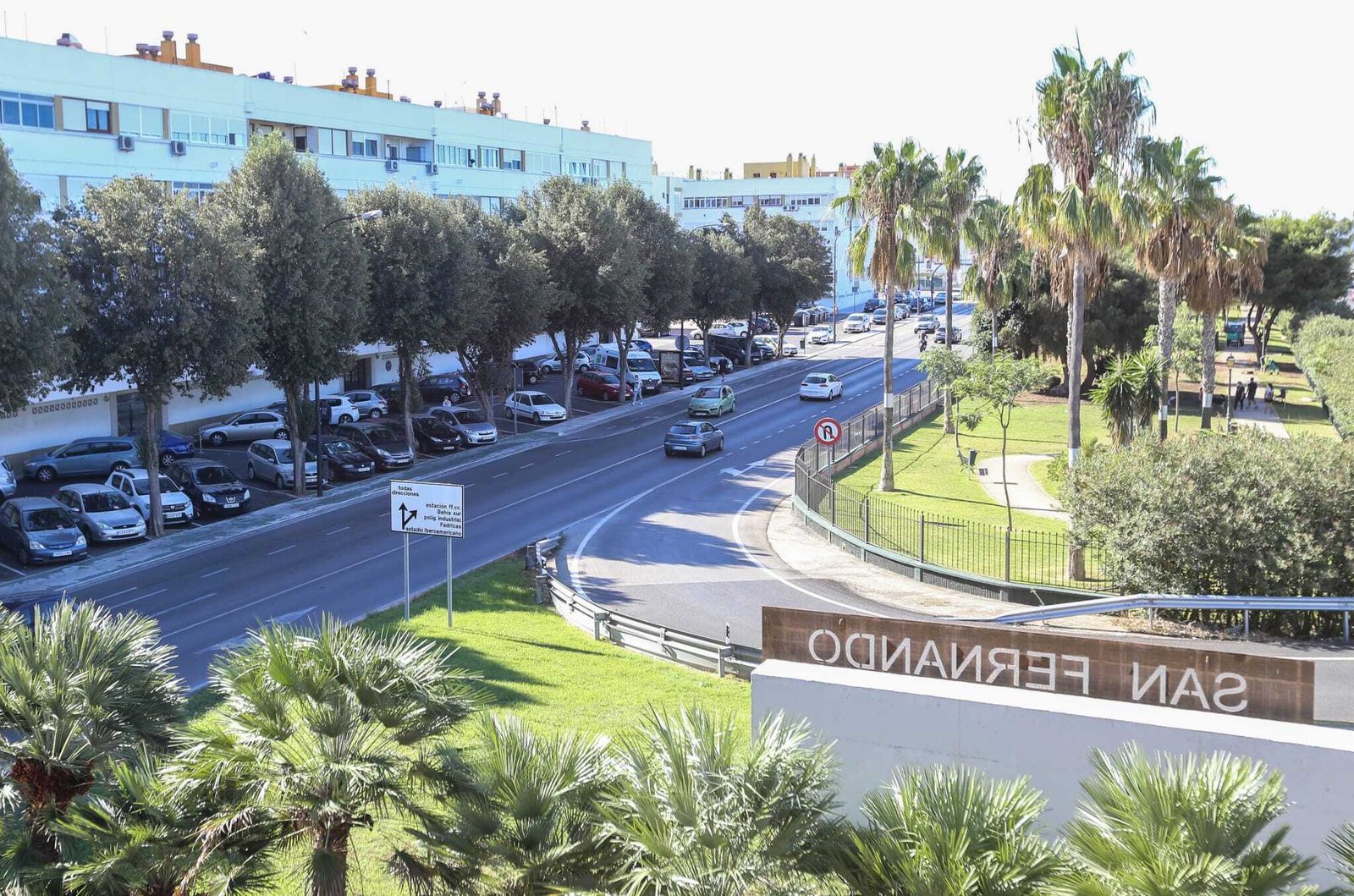 Una de las avenidas periféricas que debe canalizar los desplazamientos de San Fernando.