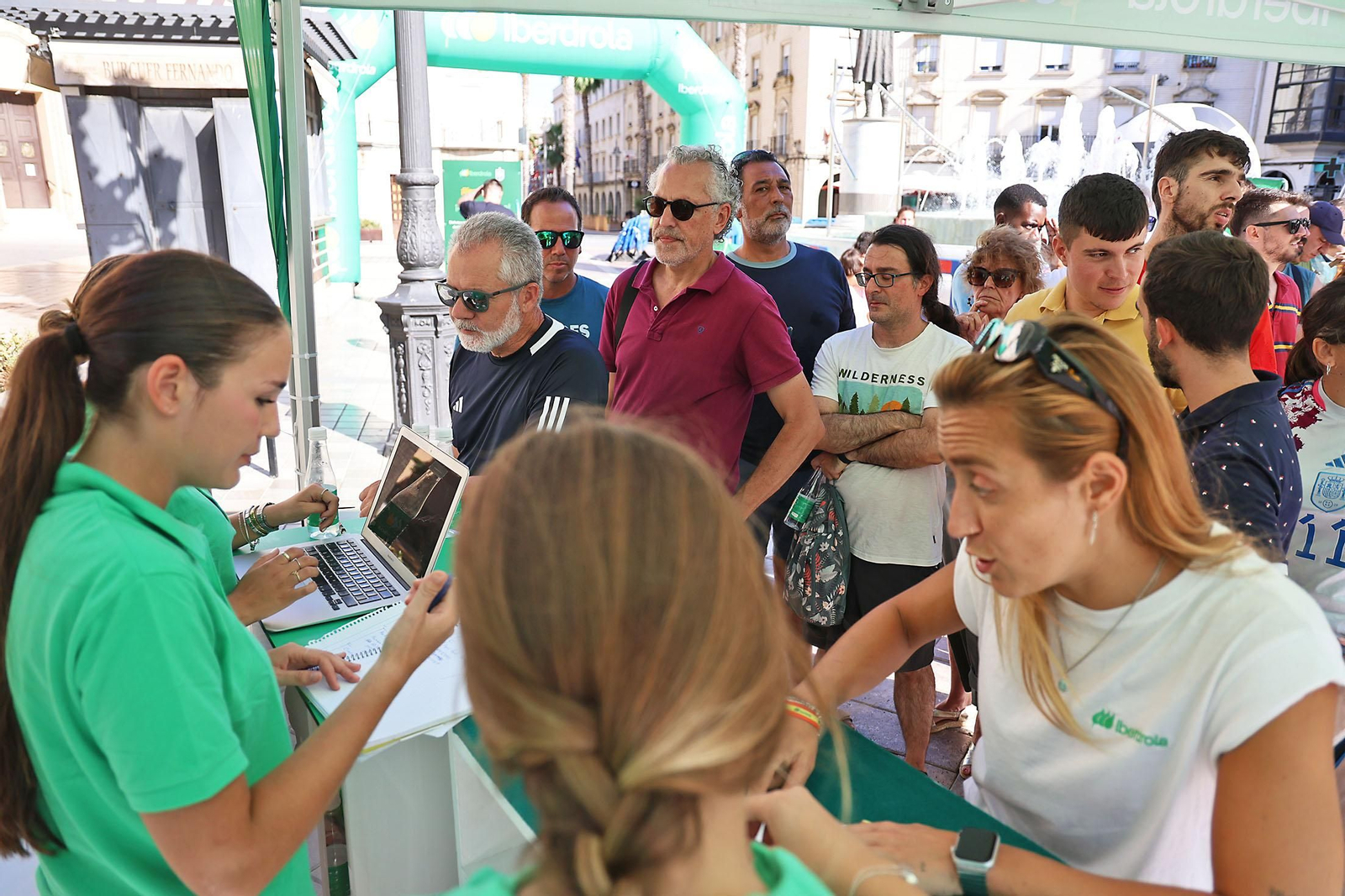 Imágenes de la Fan zone en Huelva de la Final de la Eurocopa entre Inglaterra y España Imágenes de la Fan zone en Huelva de la Final de la Eurocopa entre Inglaterra y España