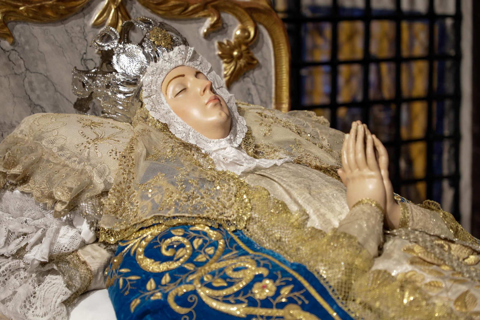 Inauguración de la exposición Devociones populares en las clausuras de Sevilla, en la Iglesia Santa Clara