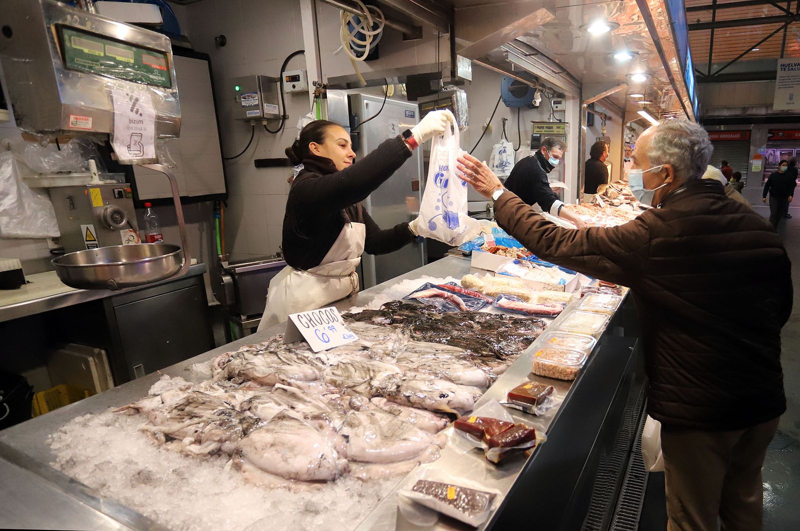 Un puesto de pescado en un mercado de Jerez, en una imagen de archivo.
