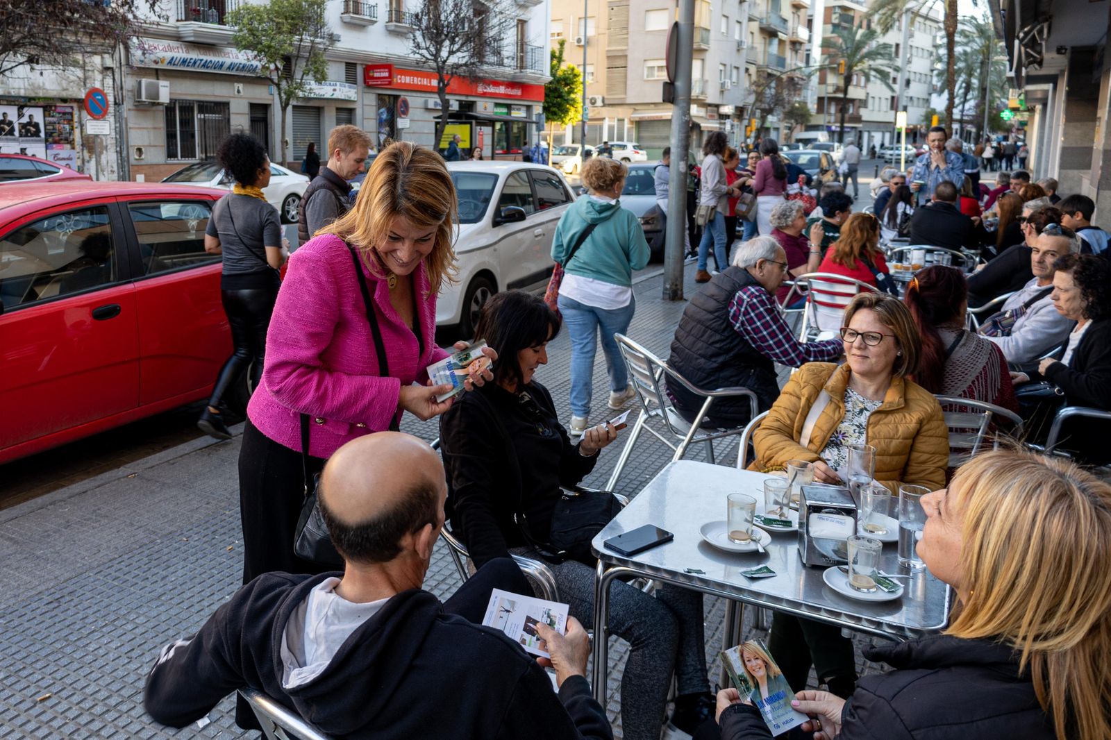 Pilar Miranda durante su visita a Las Colonias.