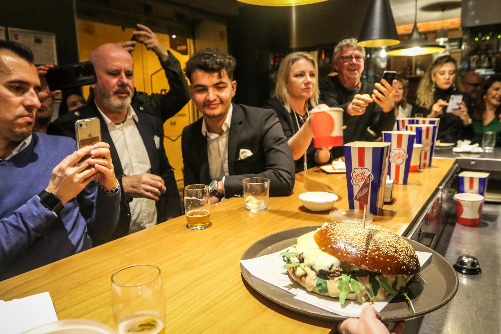 Las fotos de la celebración en el restaurante KGB de los éxitos de 2019
