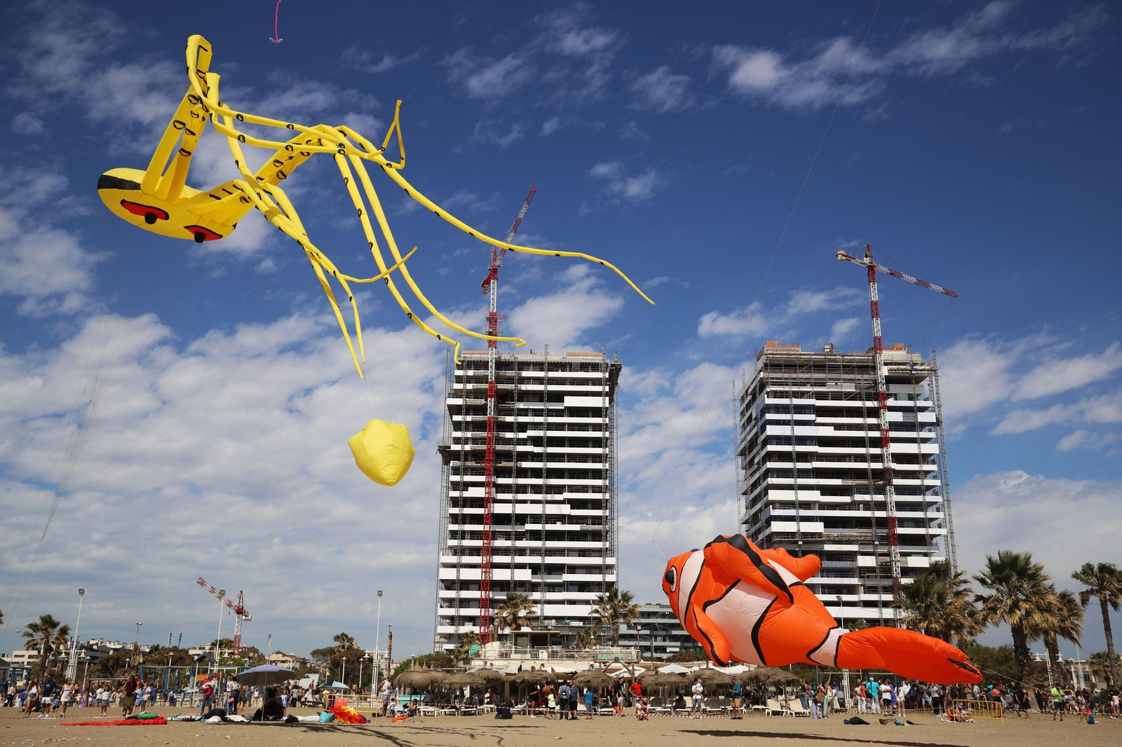 Las imágenes del Festival Internacional de Cometas en las playas de Málaga