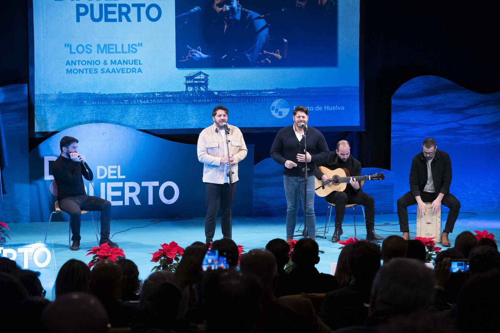 Imágenes del acto de celebración del Día del Puerto, en Huelva