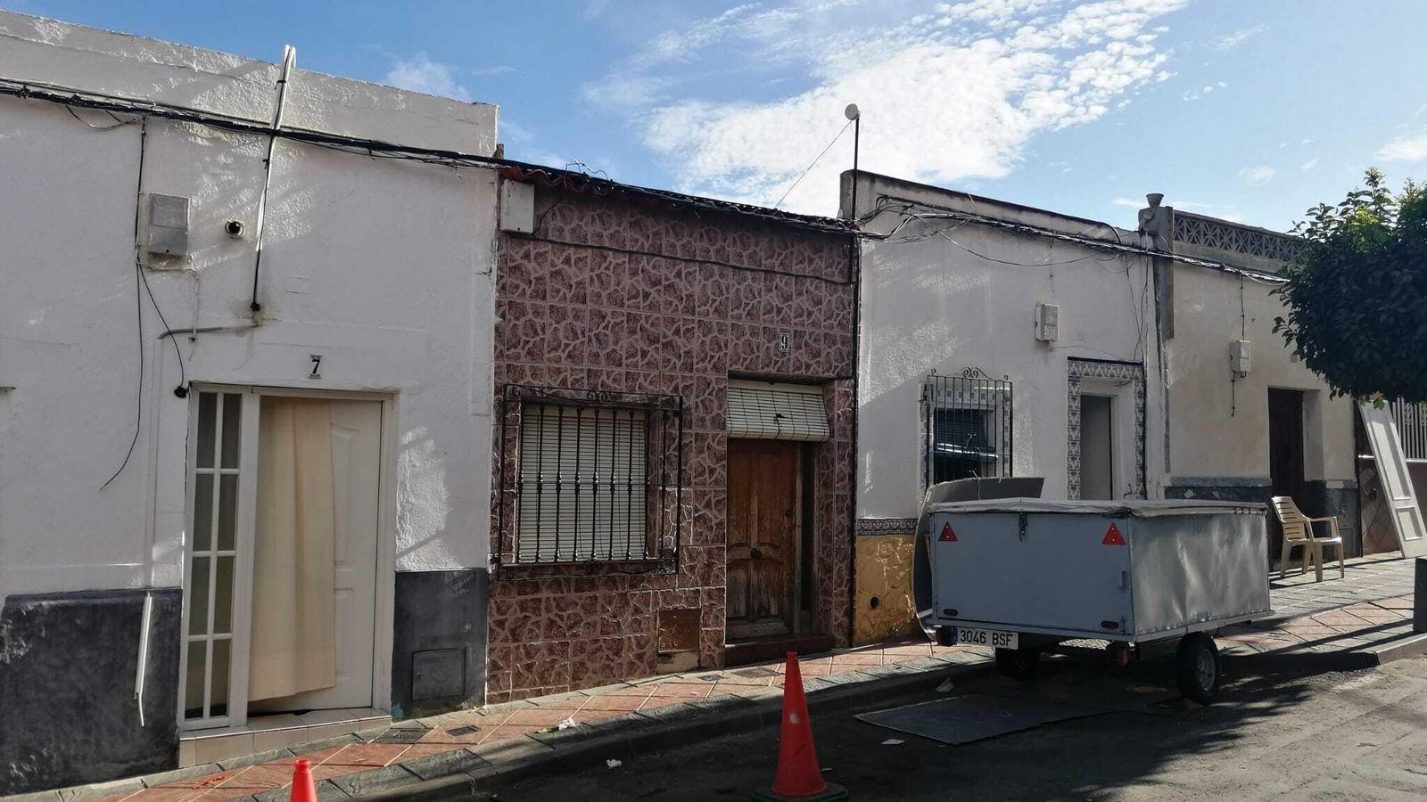Vivienda en la que aparecieron las dos teleplastias, en la calle Almería de Vera.