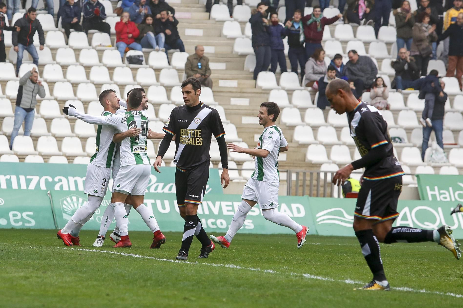 Las imágenes del Córdoba-Rayo Vallecano