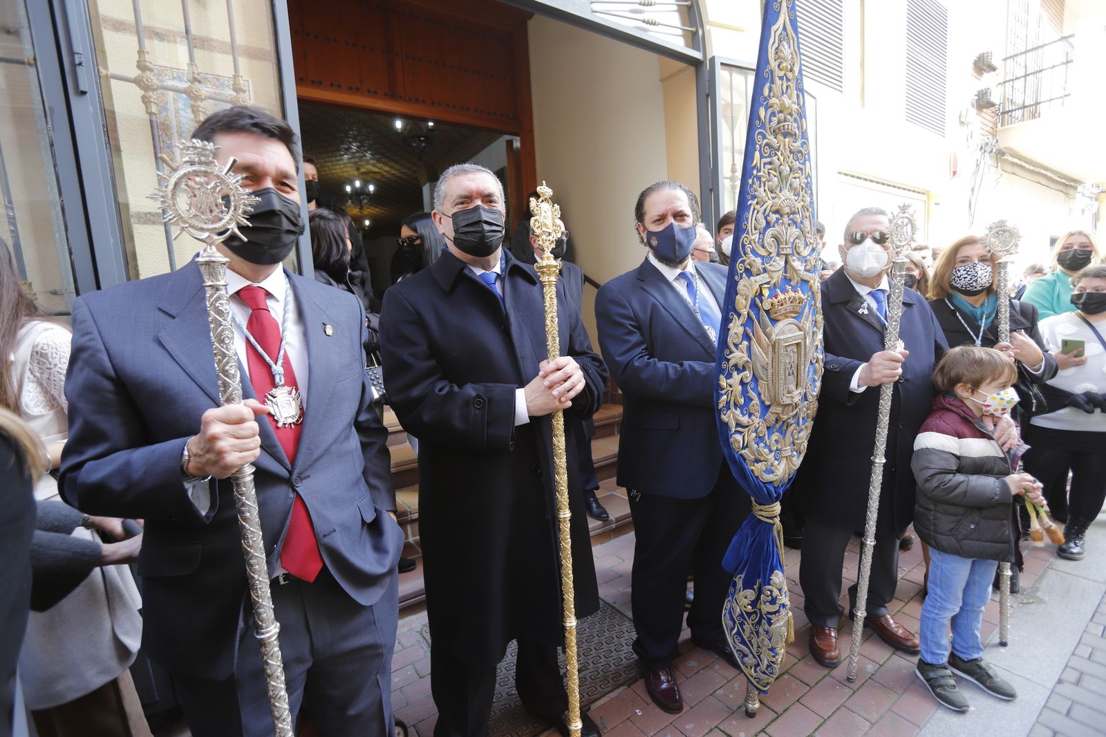 Imágenes del ambiente en la procesión de San Sebastián en Huelva