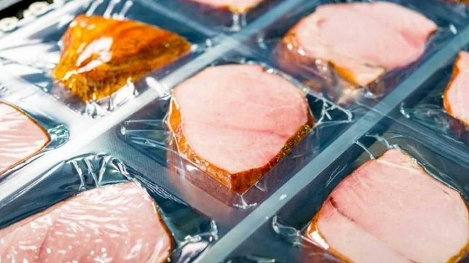Carne, con el nuevo envase con aditivo que elimina la listeria.