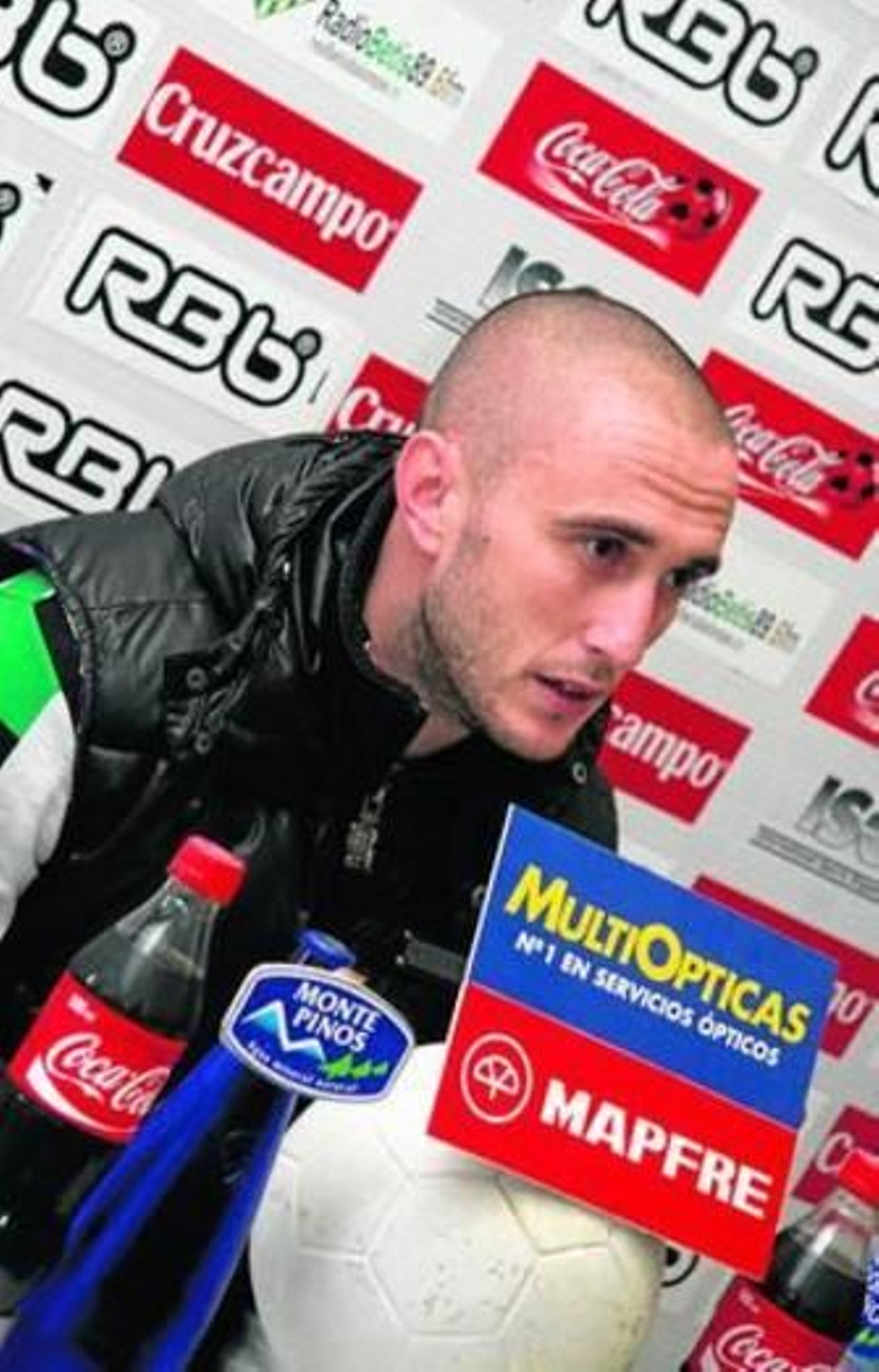 Dani, ayer en rueda de prensa en Los Bermejales.