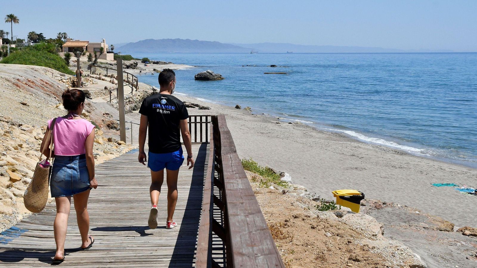 Acceso a una playa mojaquera.