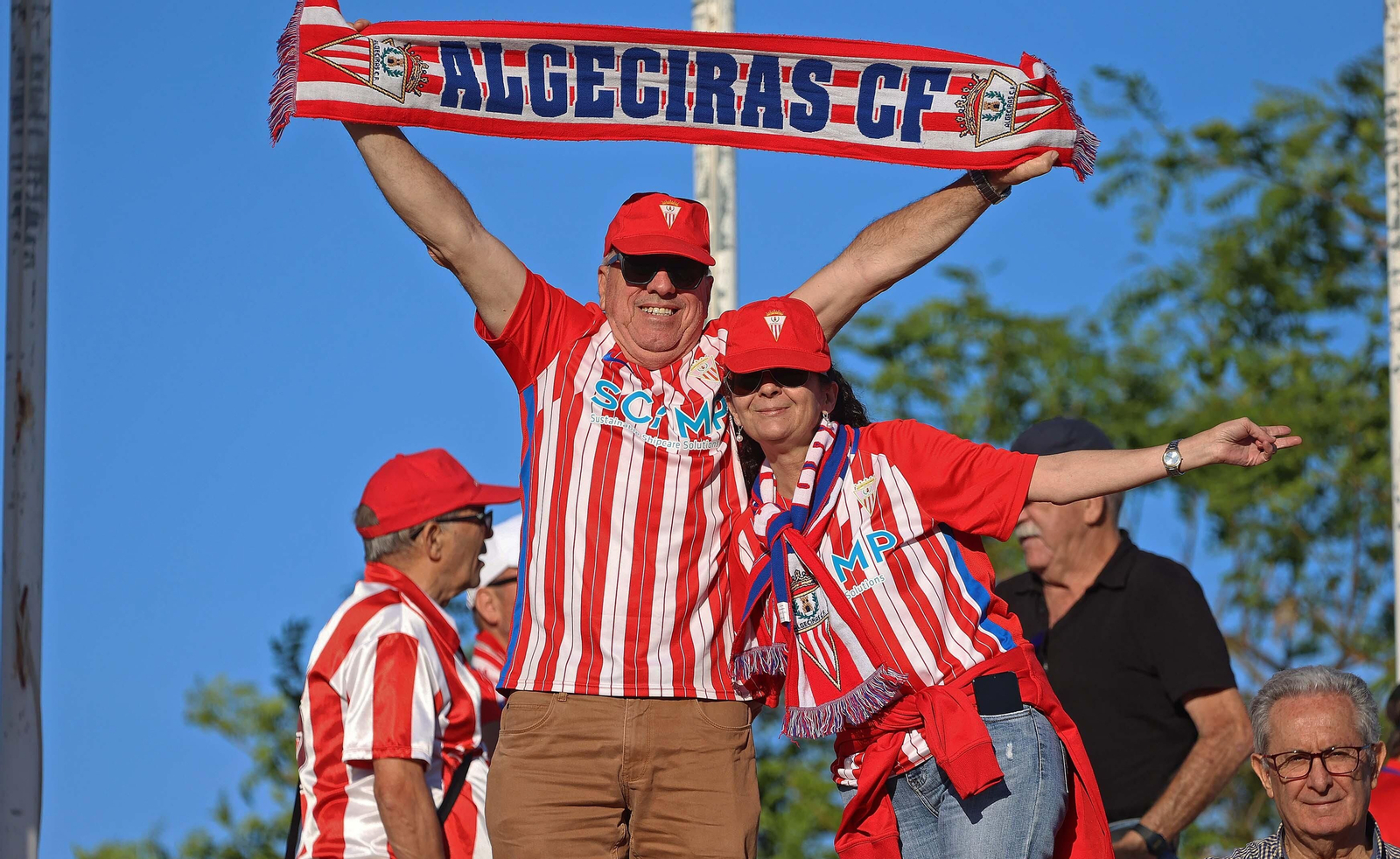 Búscate en el Nuevo Mirador durante el Algeciras - Castellón de Primera RFEF