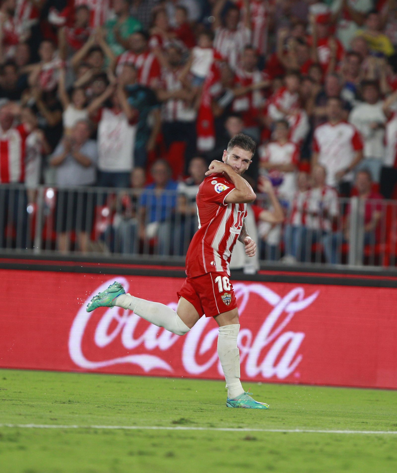 Imágenes del partido de fútbol U.D. Almería-Girona F.C.