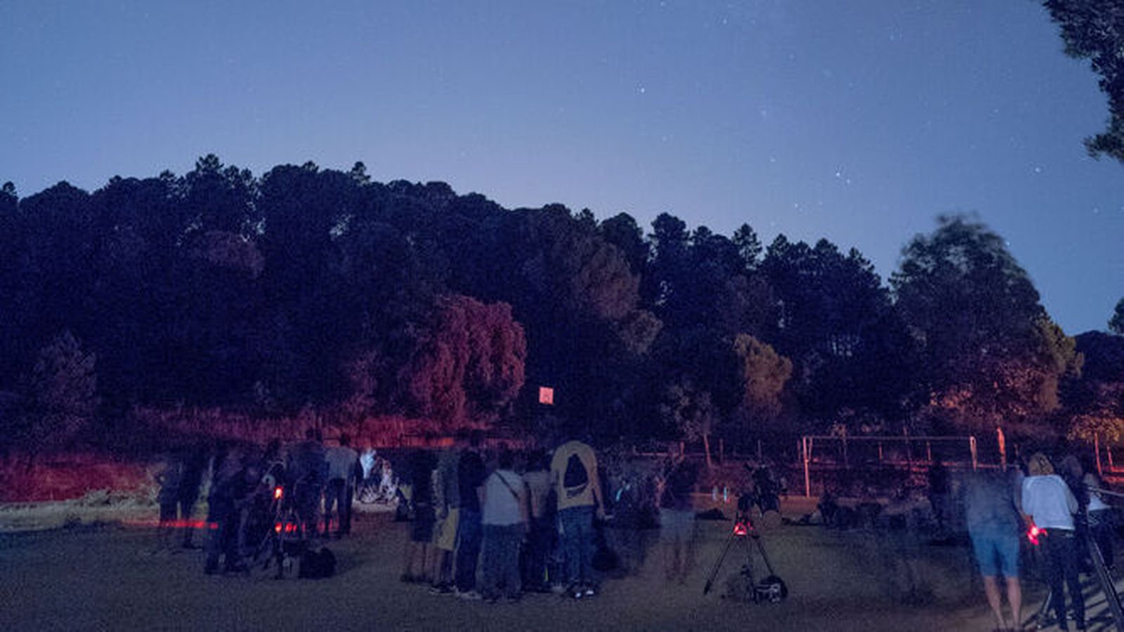 Salida al parque periurbano de Los Villares para ver las Perseidas.