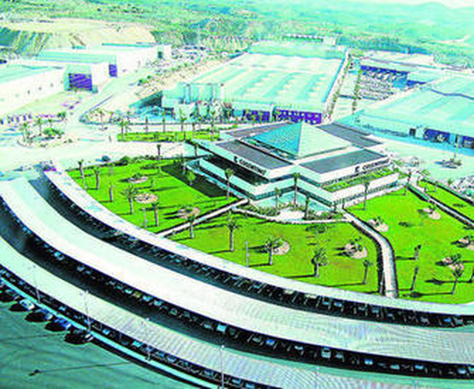 Instalaciones centrales de la empresa Cosentino en Cantoria.