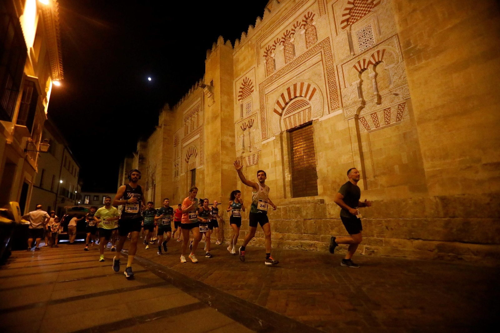 Las mejores fotos de la XXII Nocturna Trotacalles de Córdoba