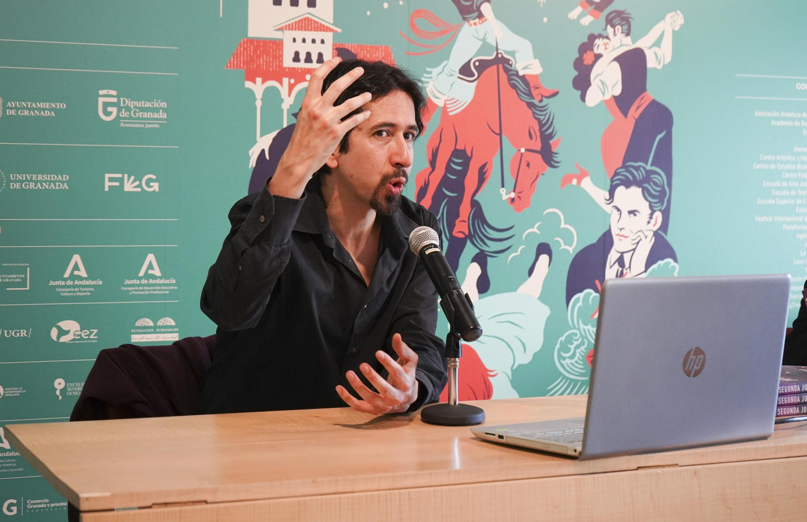 Juan Venegas presentó 'Segunda Juventud'.