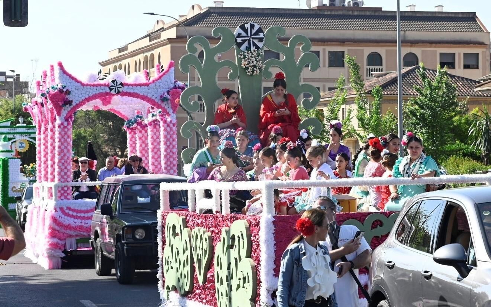 Las mejores imágenes de la salida de la Romería de Santo Domingo en Córdoba Las mejores imágenes de la salida de la Romería de Santo Domingo en Córdoba