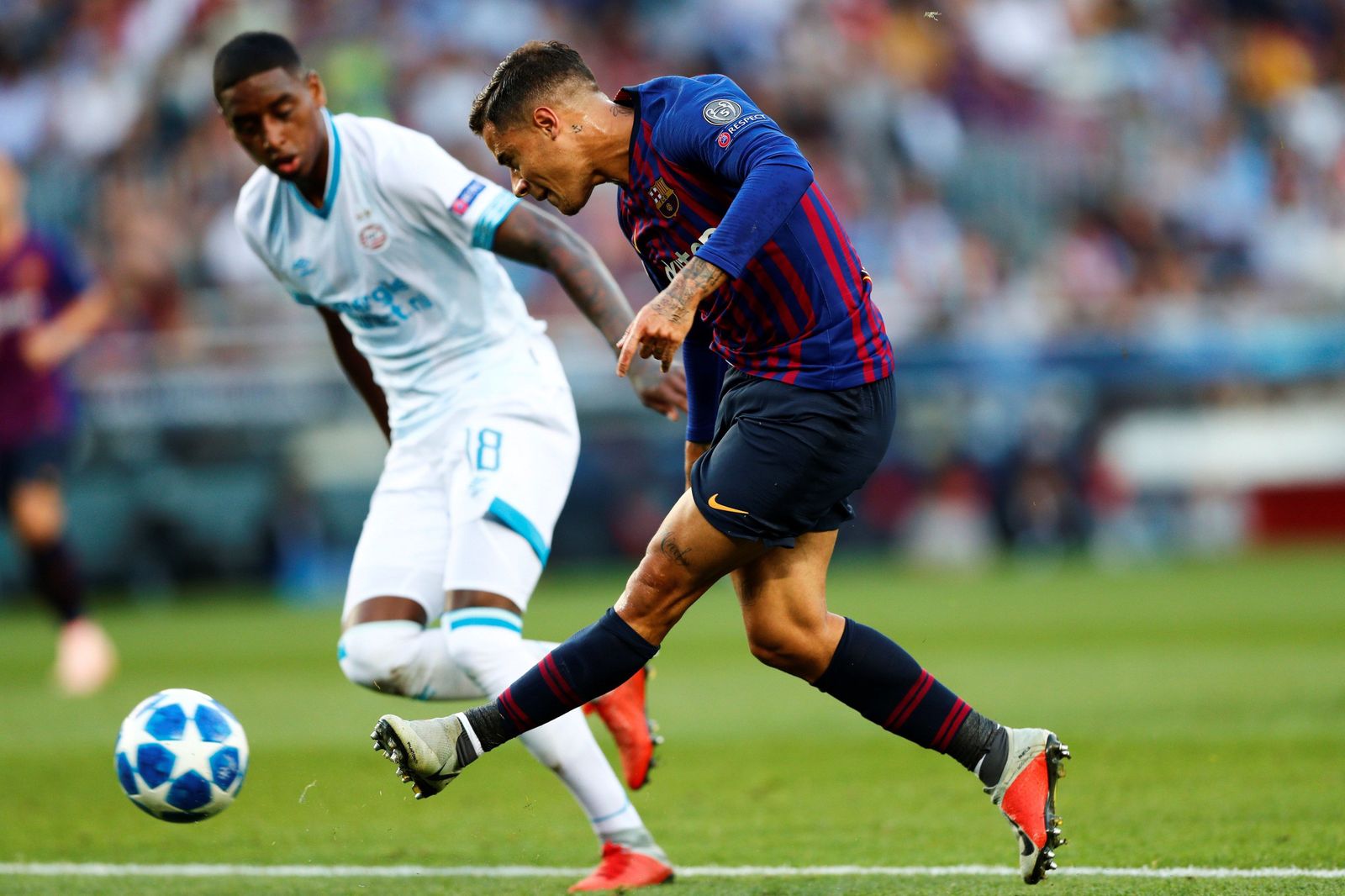 Las imágenes del Barcelona-PSV