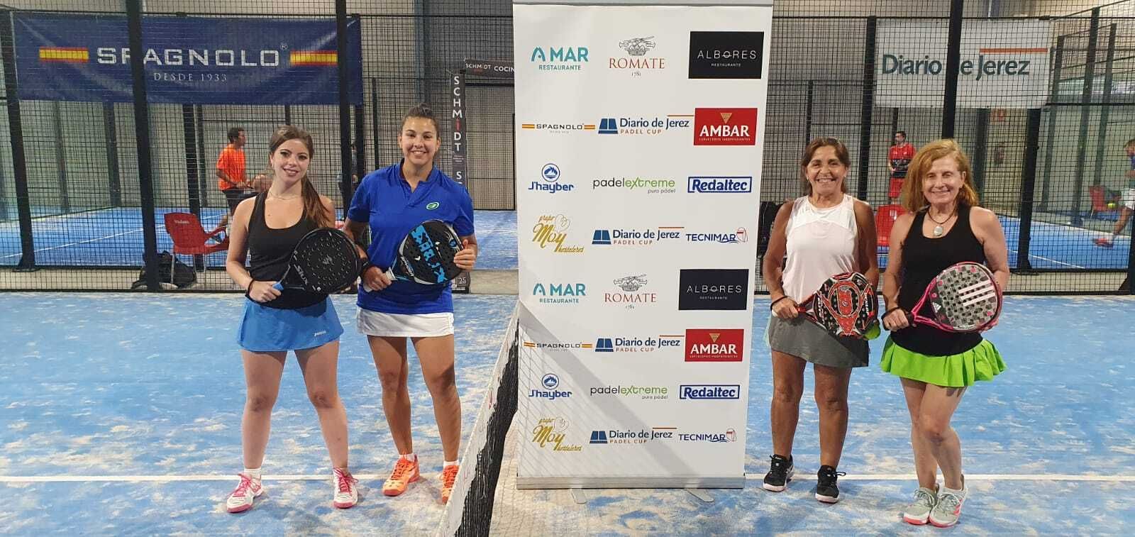 Sara Pinto, Ana Beatriz Calvario, María Ruiz y Charo Rosado.