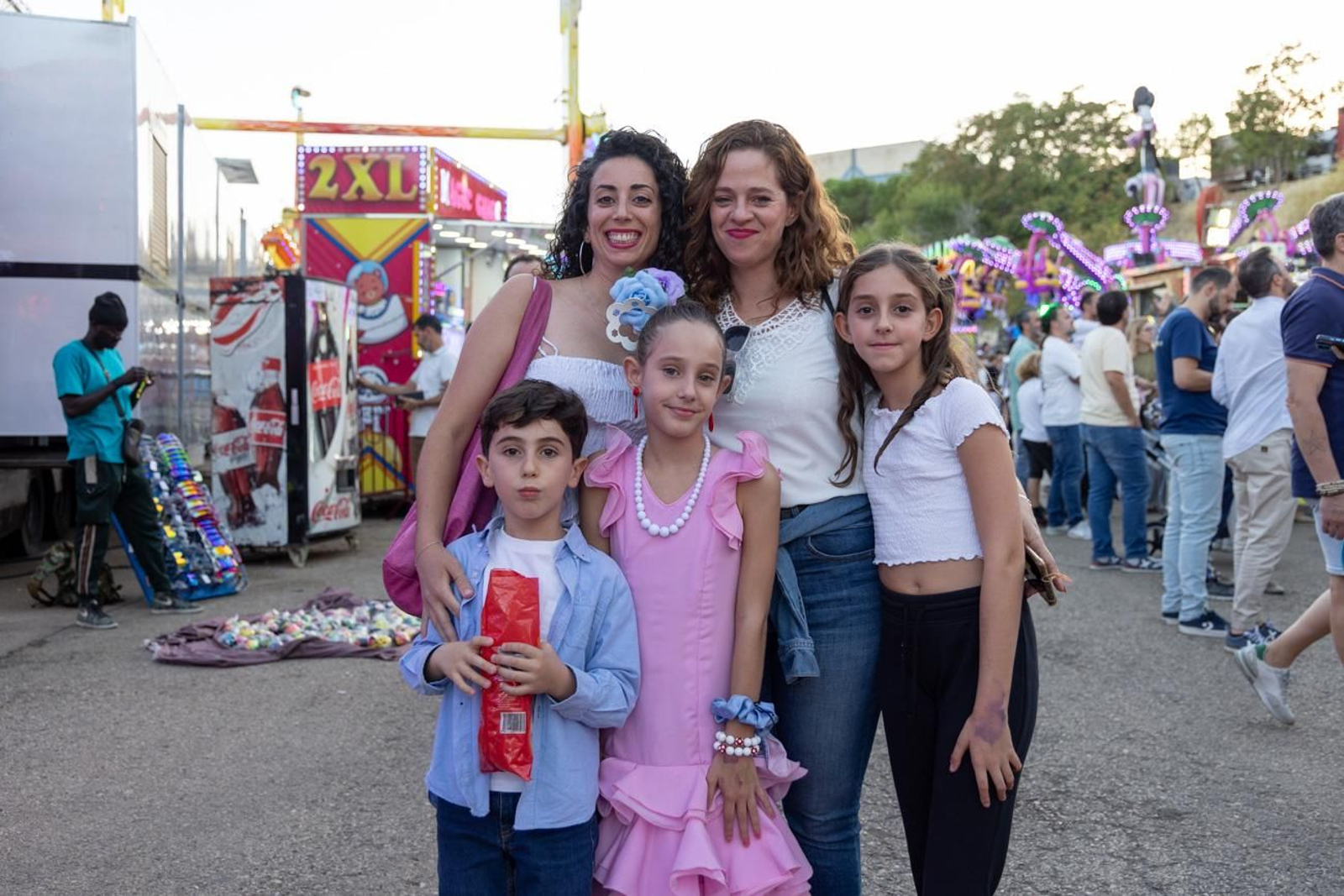 Cientos de jiennenses acudieron a su cita con los "cacharricos"